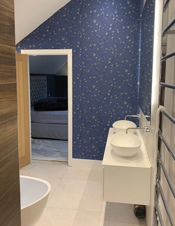 blue-bathroom-nigel-gillie-decorating-buckinghamshire