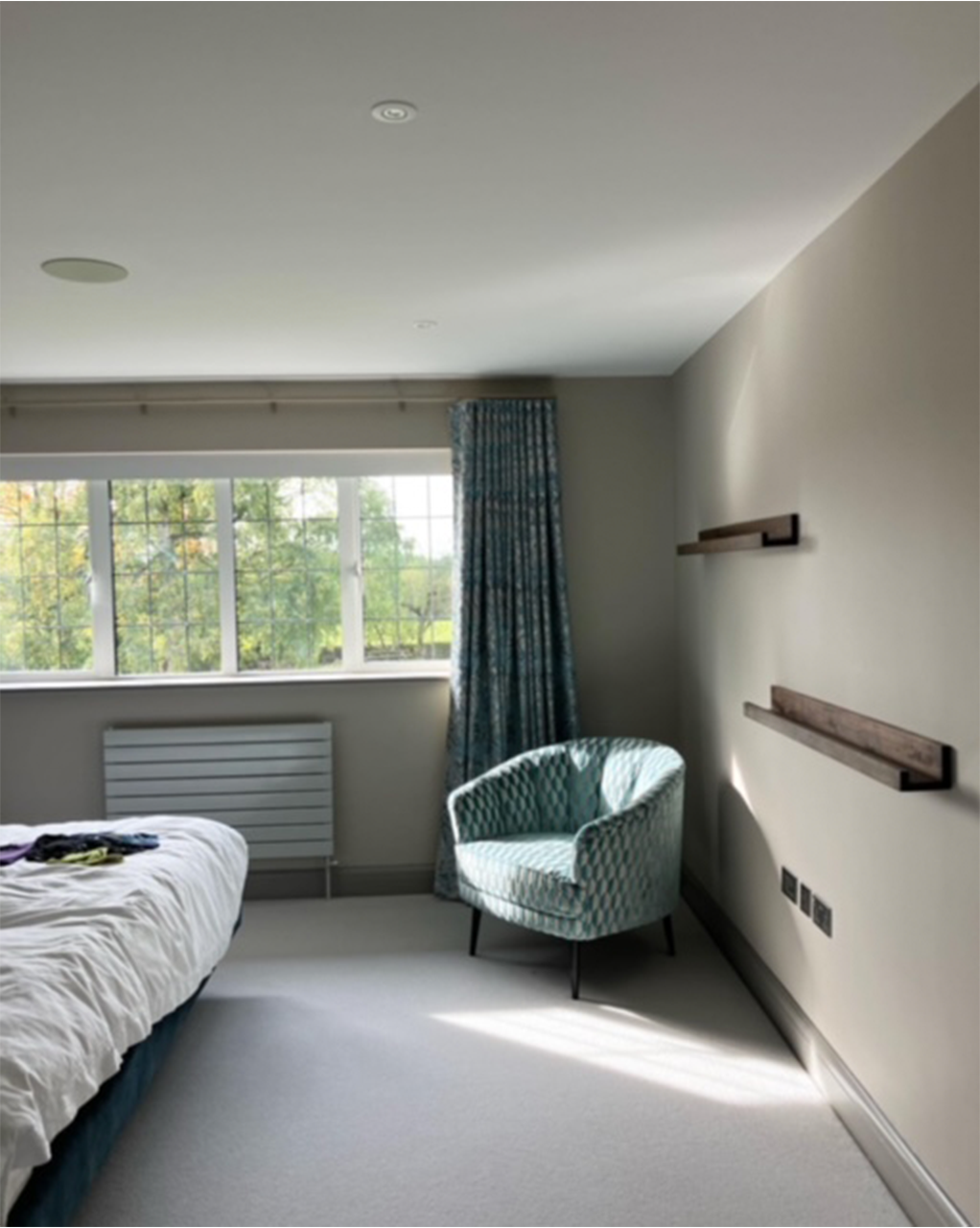 painting-decorating-bedroom-beaconsfield-2023